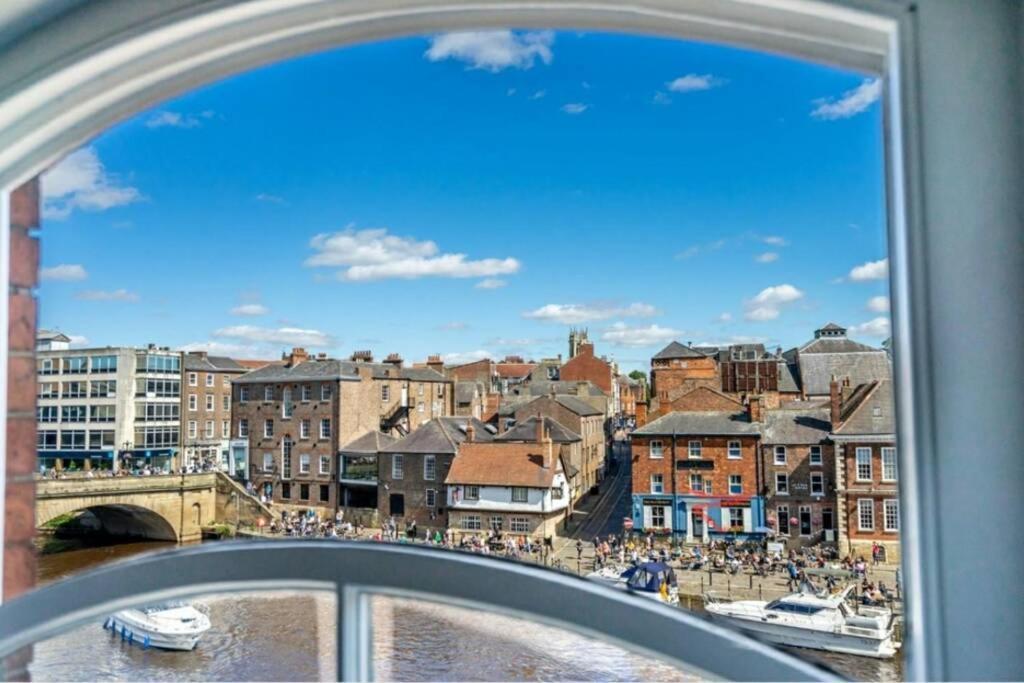 The Riverside At Woodsmill Quay With Parking York Extérieur photo